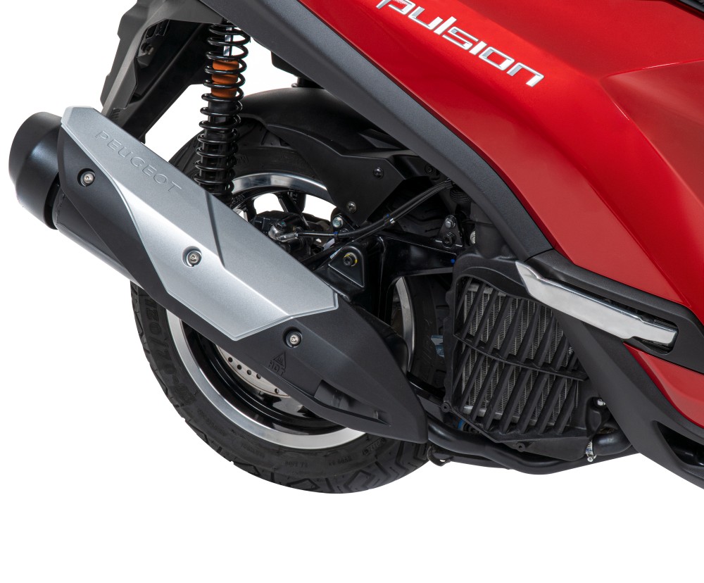 pulsion-125-allure-red-ultimate-detail-exhaust-hd.jpg